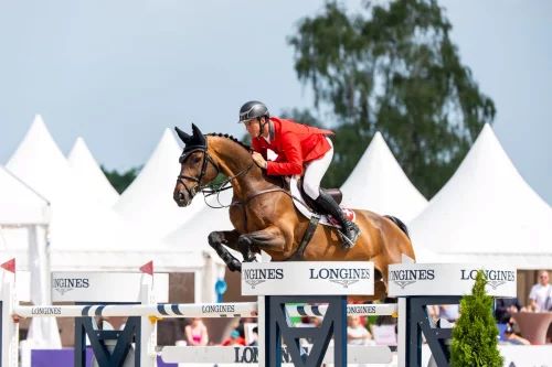 SHOW-JUMPING LONGINES